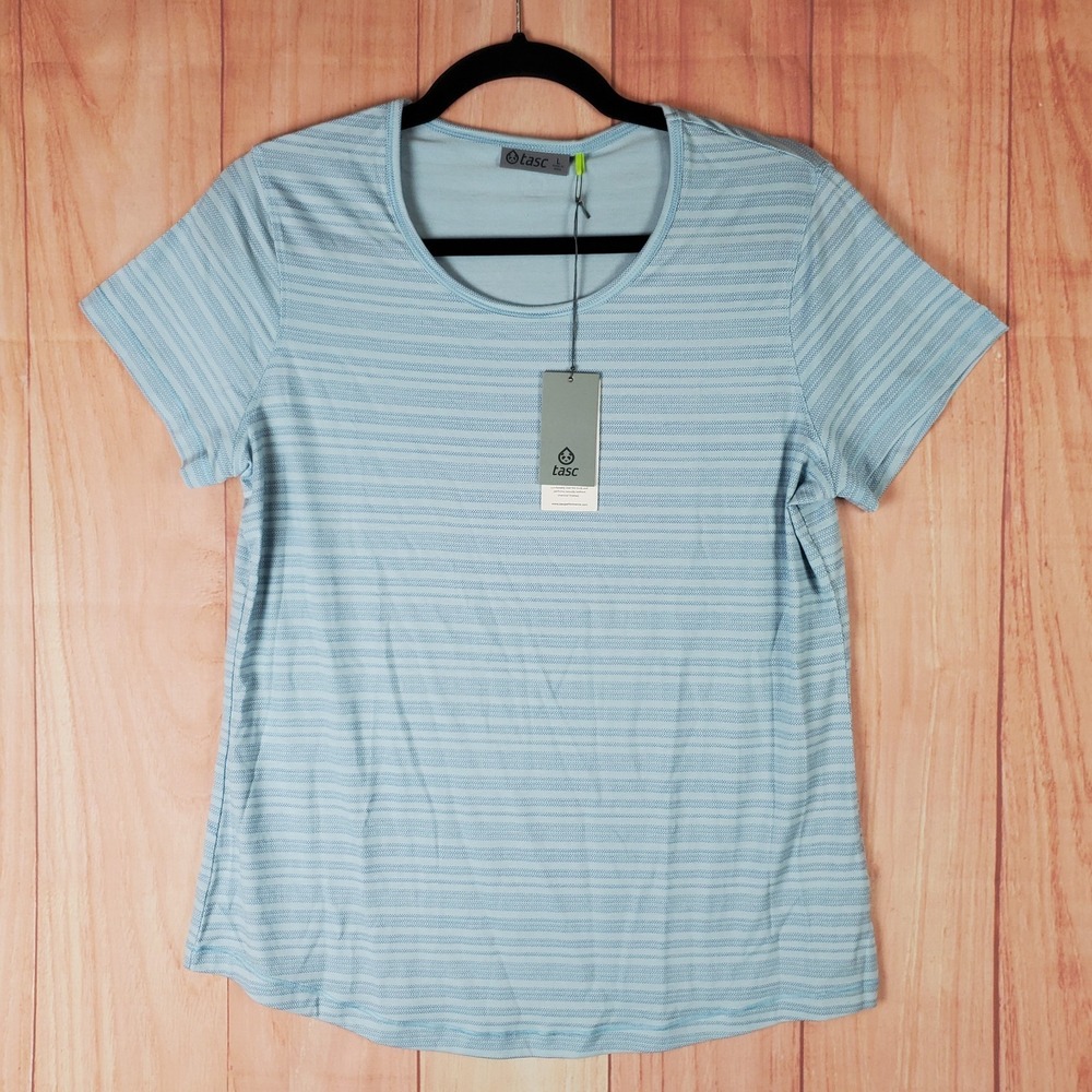 Tasc Performance T Shirt Women‎ Large Blue Tech Dot Stretch Energy Fitted T